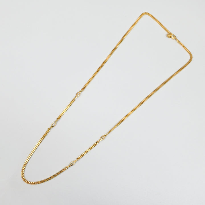 ロングネックレス