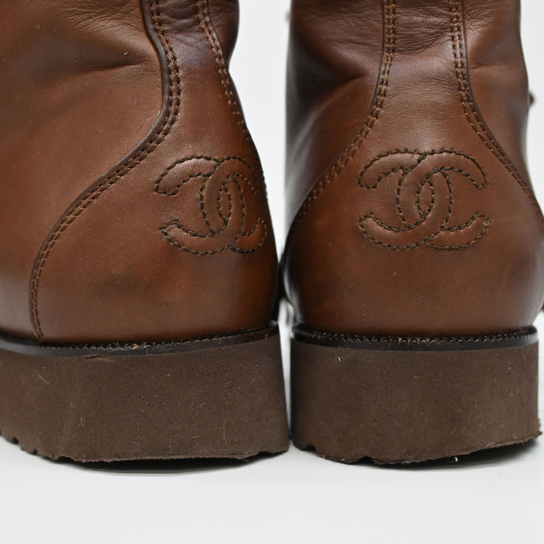 CHANEL lace up short boots P44077V