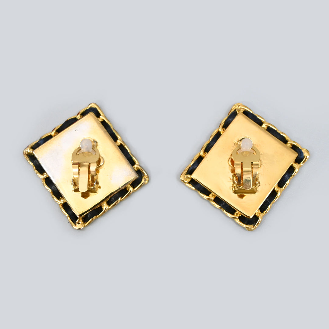 CHANEL 샤넬 코코 마크 스퀘어 체인 이어링 P44004V