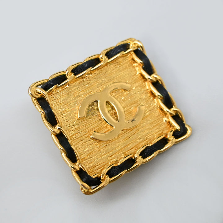 CHANEL 샤넬 코코 마크 스퀘어 체인 이어링 P44004V