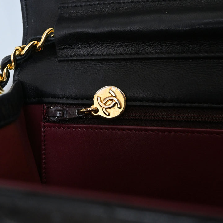 샤넬 마틀라세 체인 숄더백