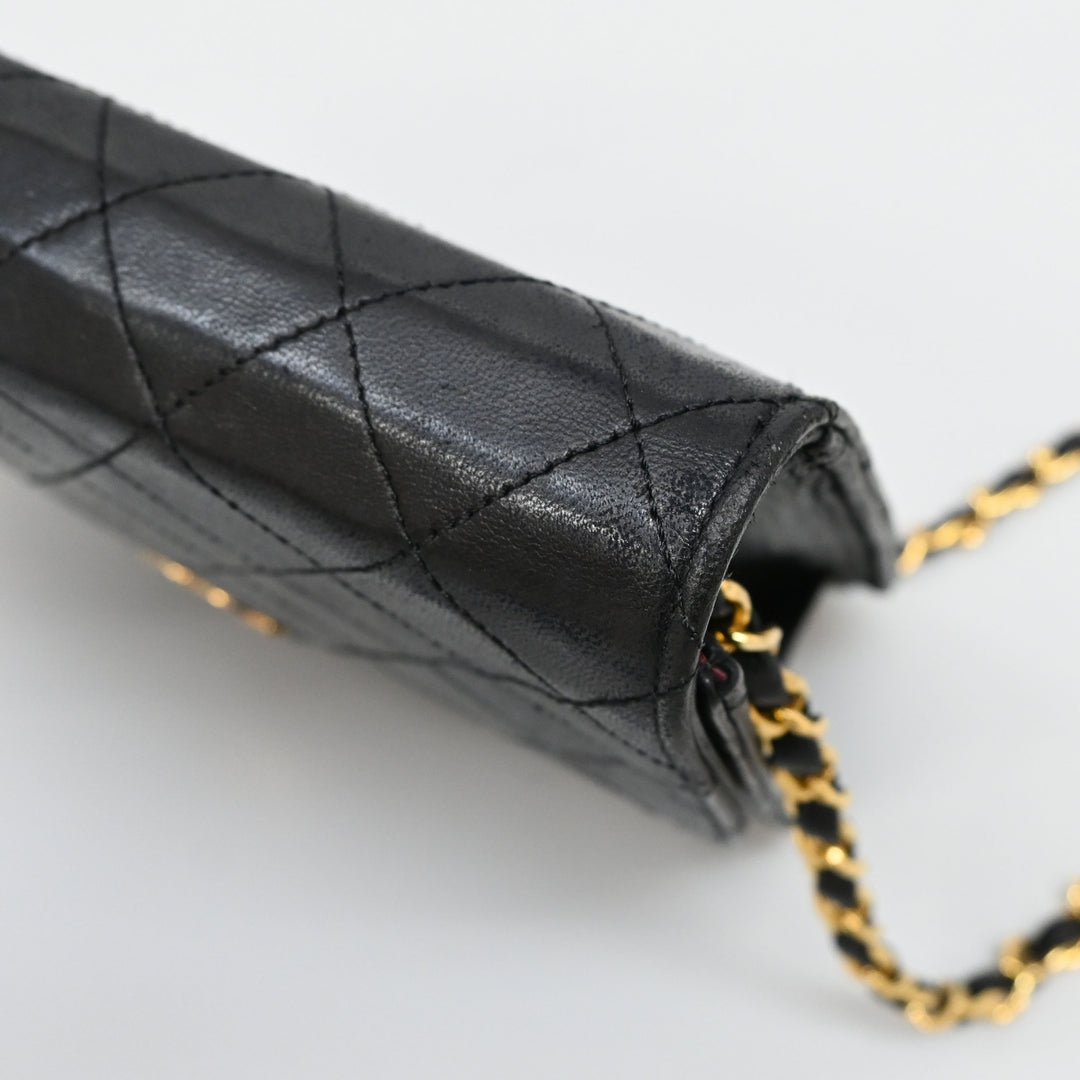 샤넬 푸시 잠금 장치마틀라세 체인 숄더백 P44514V