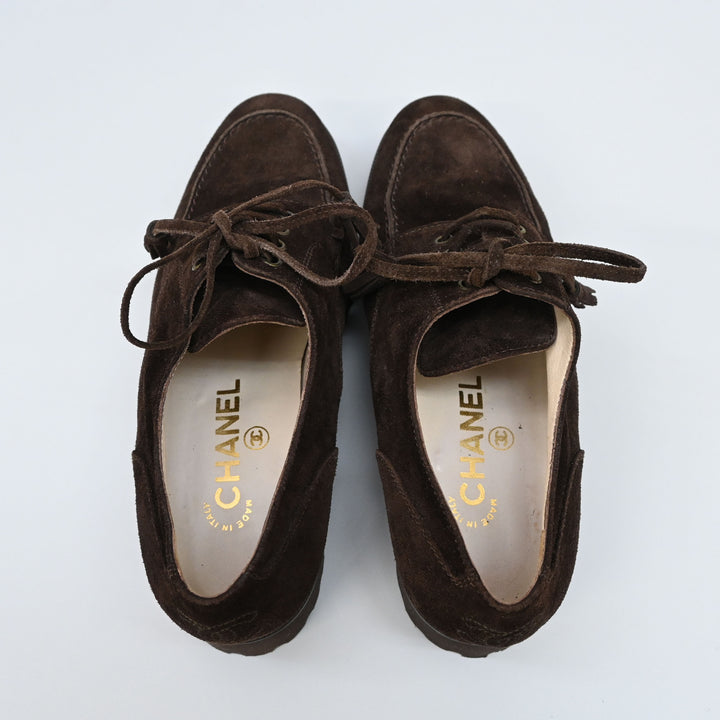 CHANEL 샤넬 스웨이드 코코 마크 U 칩 슈즈 P44325V