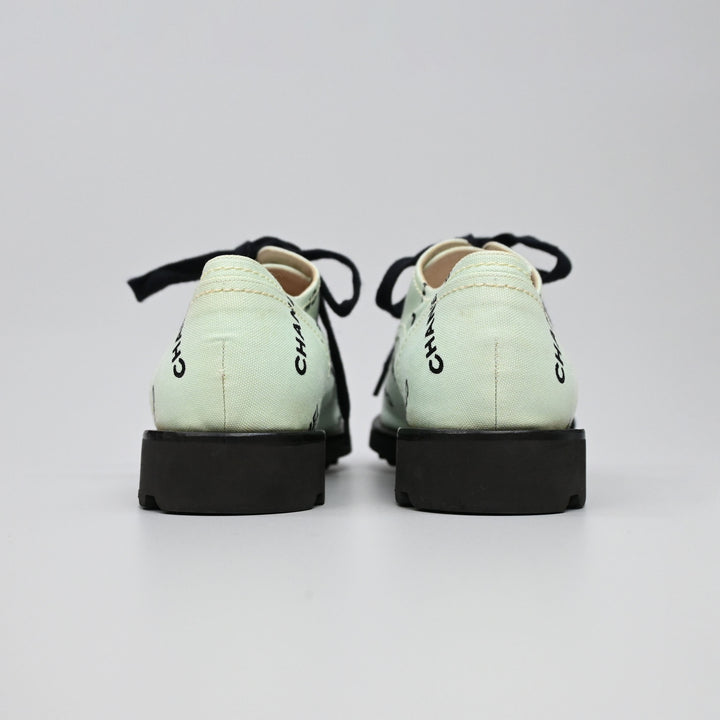 샤넬 코코 마크 레이스 업 슈즈 P44720V