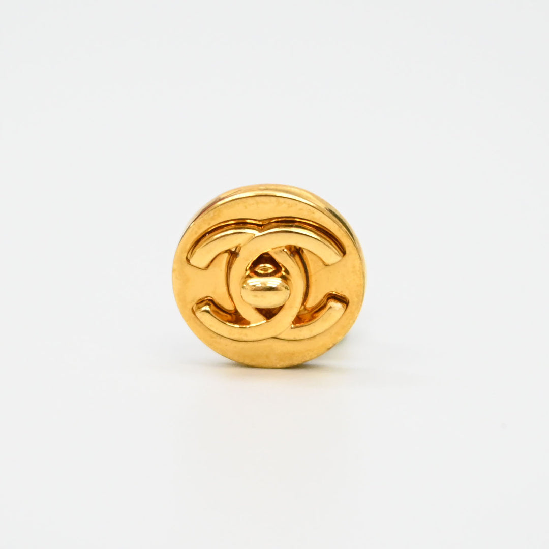 CHANEL Chanel Turn Lock Earring P43454V