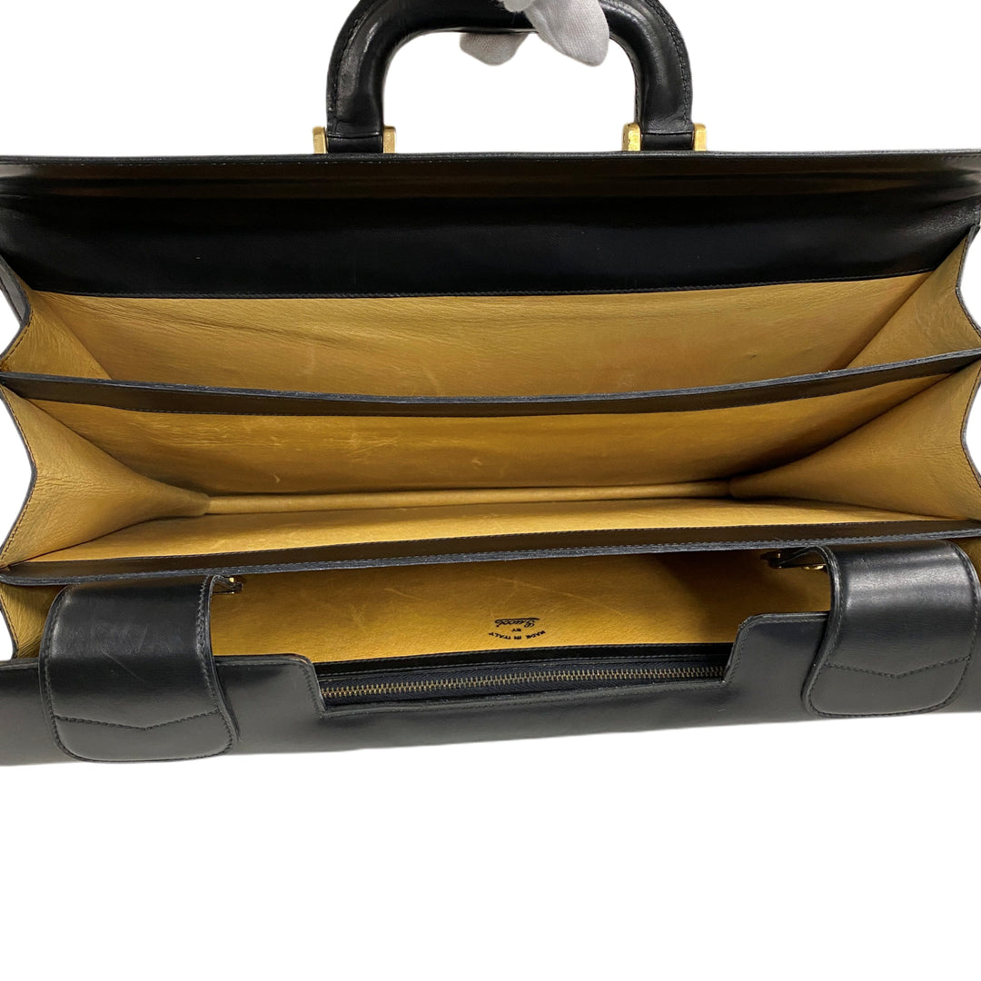 * Gucci 구찌 비즈니스