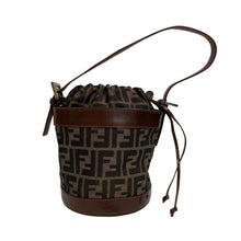 将图片加载到图库查看器,*FENDI 芬迪 手提包