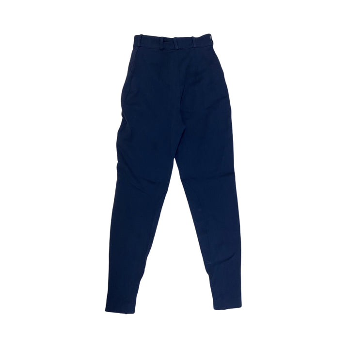 テーパードパンツ