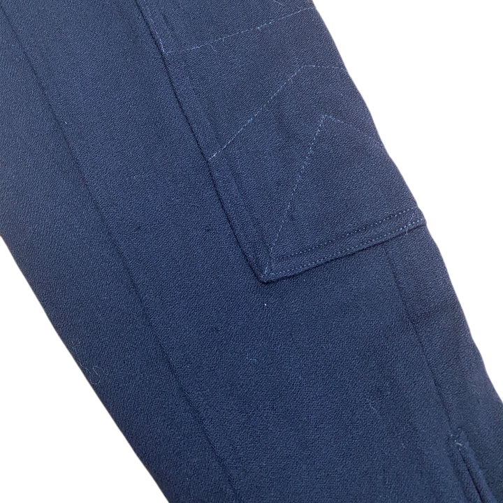 テーパードパンツ