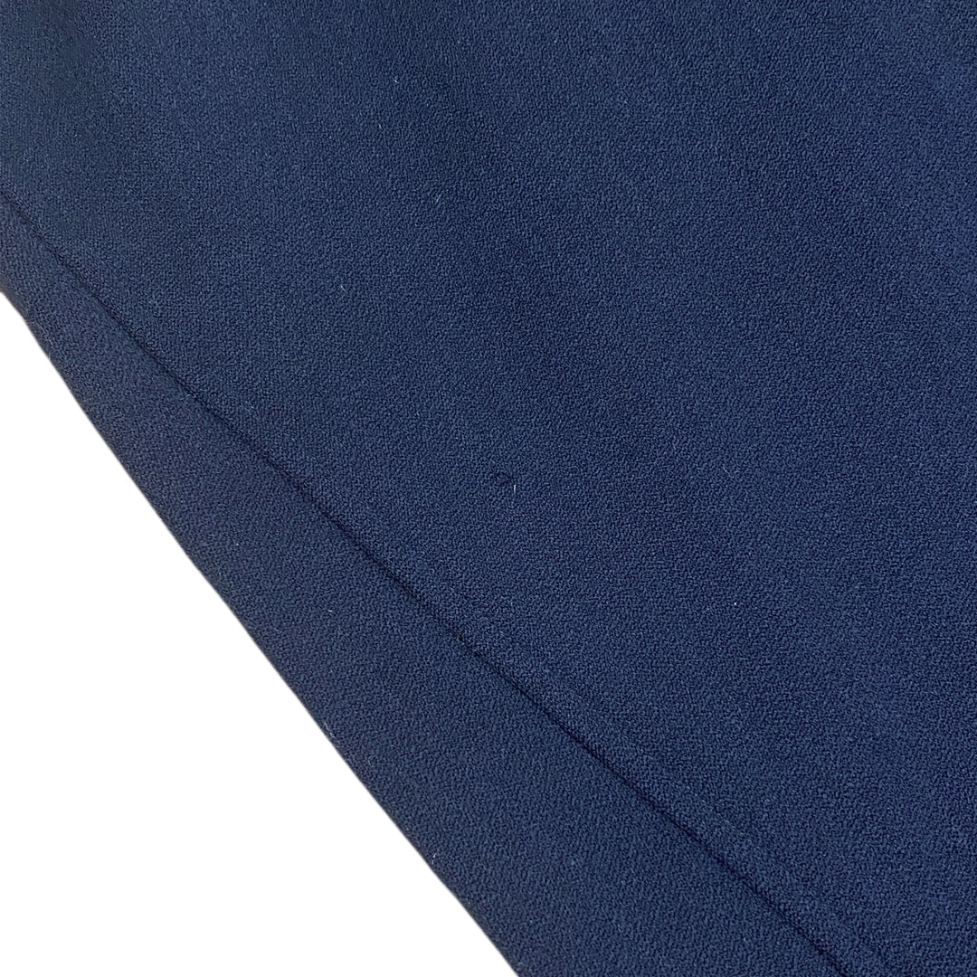 テーパードパンツ