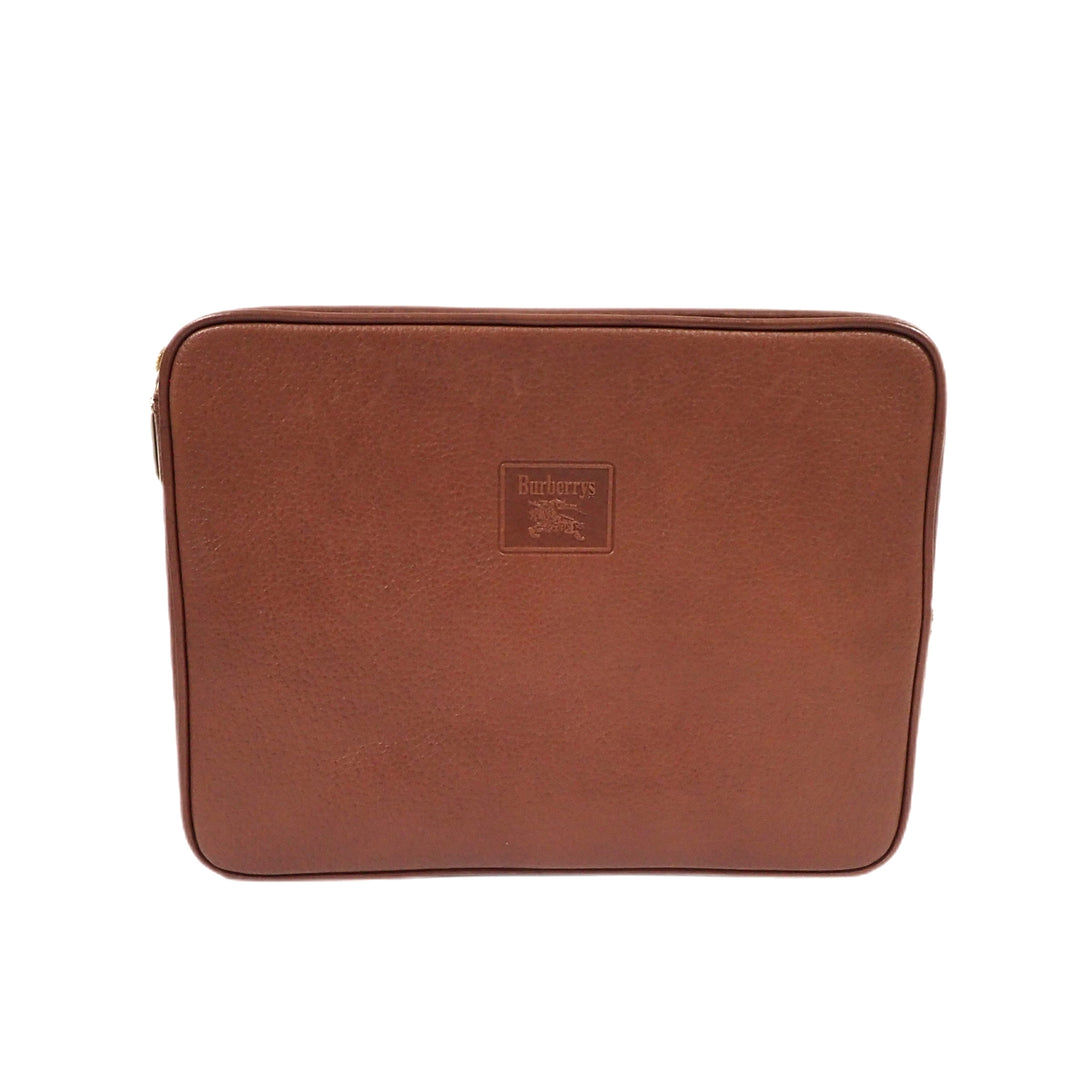 *Burberry 's Burberry의 두 번째 가방 확인 Novicek