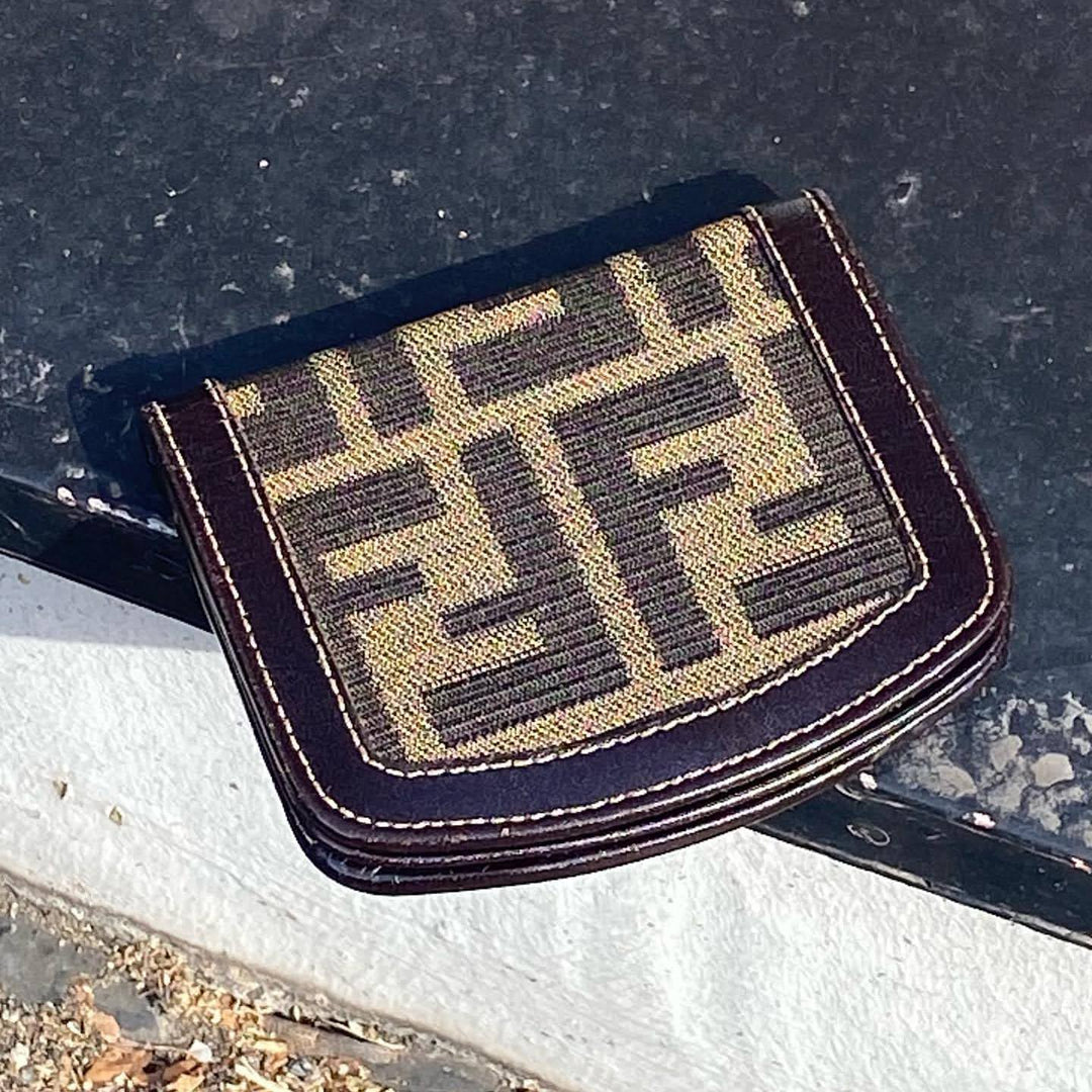 *FENDI 펜디 주카 모노그램 코인 케이스