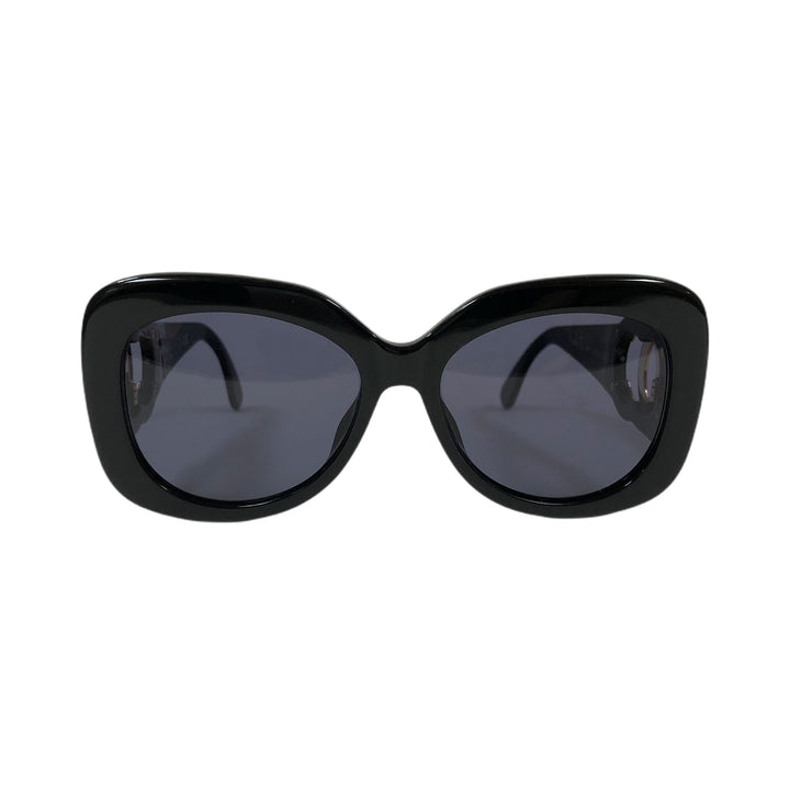 * Chanel Chanel太阳镜