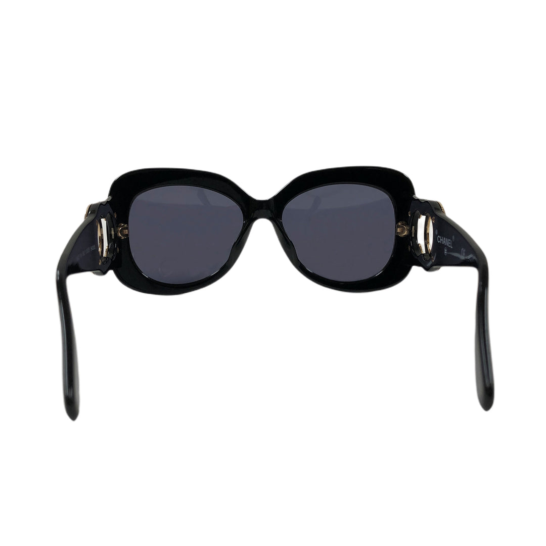 * Chanel Chanel太阳镜