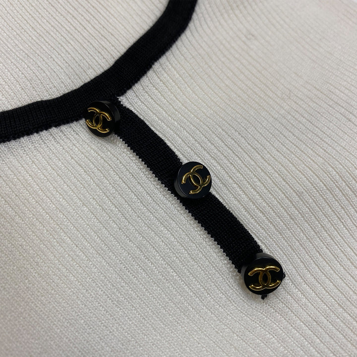 *香奈儿香奈儿T衬衫PO5161V00233针织可可可可按钮