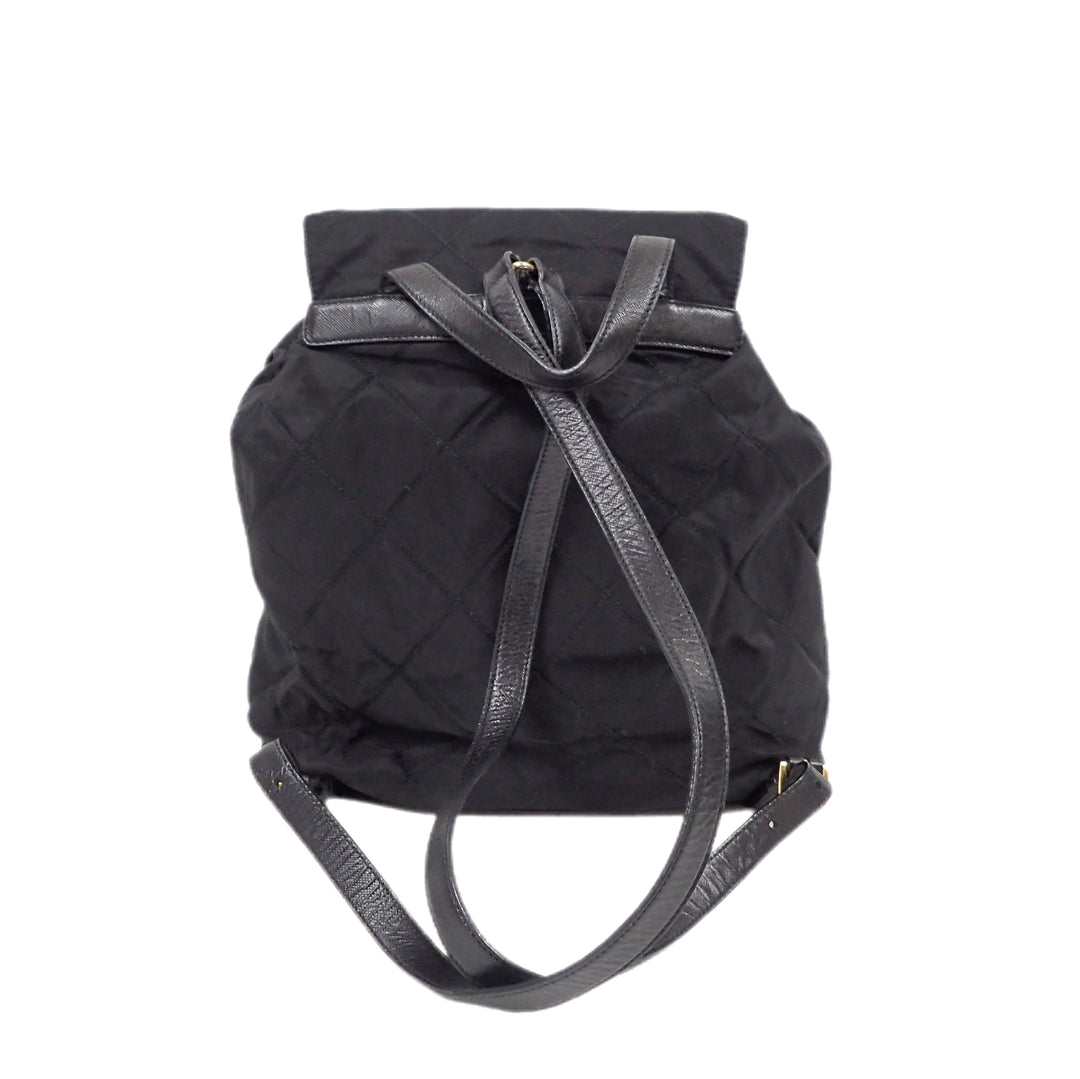 * PRADA 프라다 퀼팅 백팩