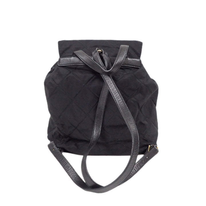 * PRADA 프라다 퀼팅 백팩