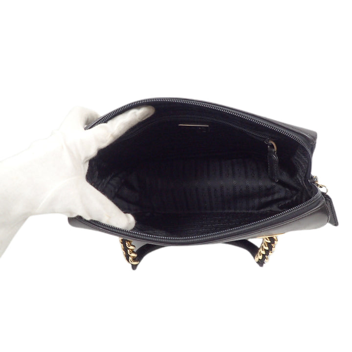 * PRADA 프라다 핸드백