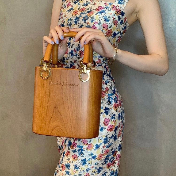 *Salvatore Ferragamo サルバトーレフェラガモ ガンチーニ ハンドバッグ P2296V