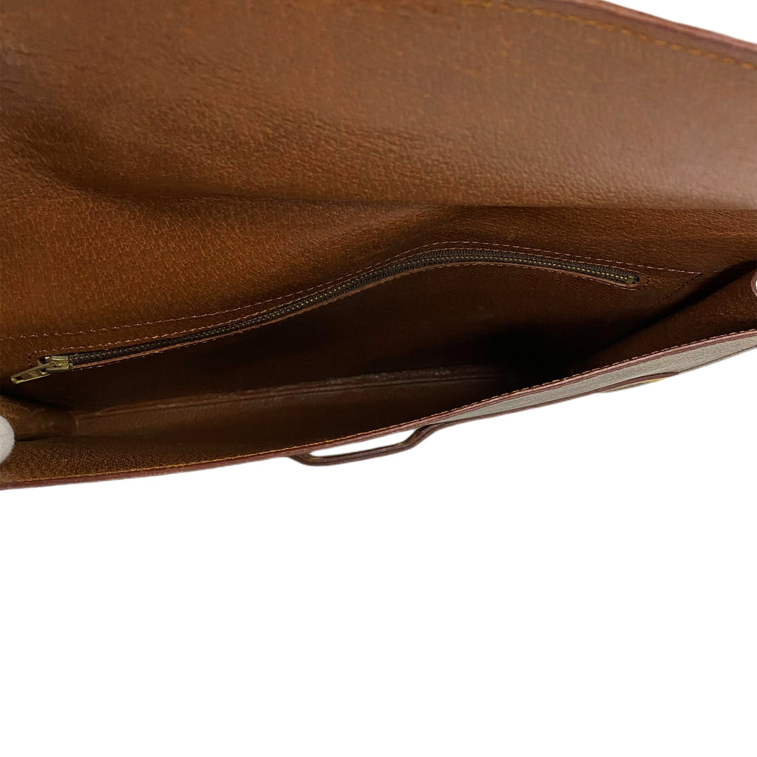 * LOUIS VUITTON 루이비통 클러치 백