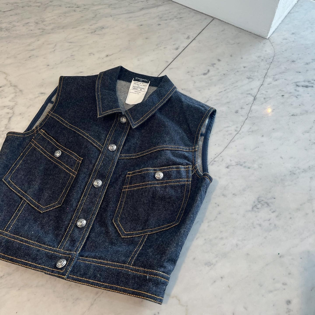 *Chanel Chanel最好的PO7727V05664牛仔可可按钮
