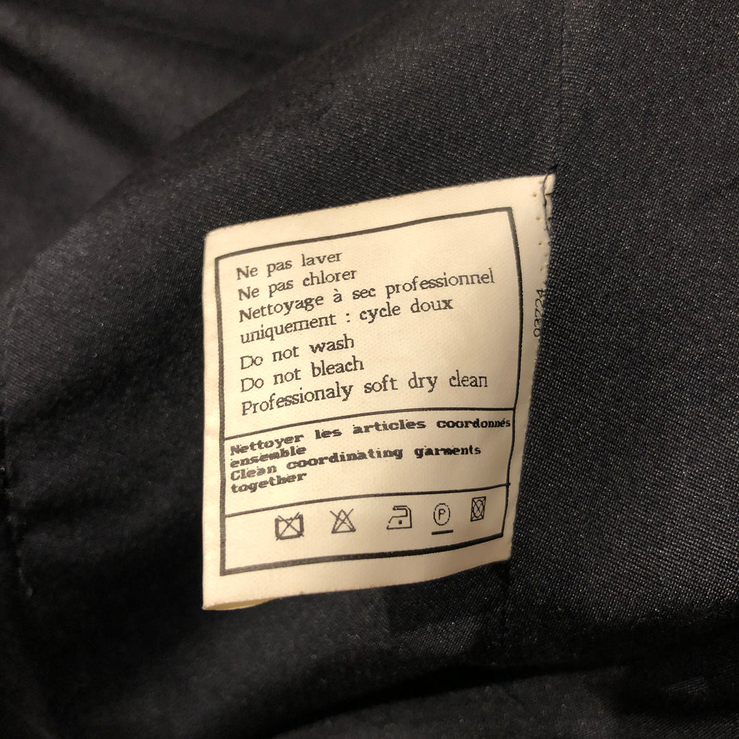 * Chanel Chanel Court