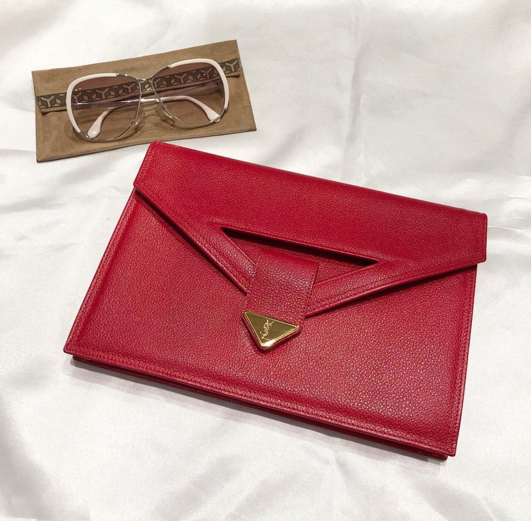 Yves Saint Laurent 伊夫圣罗兰手拿包