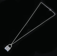 Load image into Gallery viewer, TIFFANY&amp;Co. ティファニー カデナ ロックチャーム ネックレス P43440V
