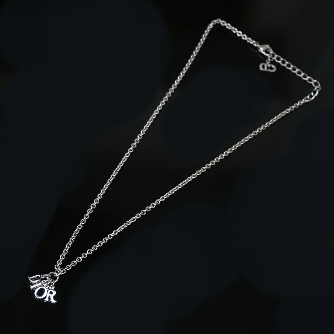 ChristianDior クリスチャンディオール ロゴ ネックレス P43536V