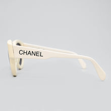 이미지를 갤러리 뷰어에 로드 , CHANEL シャネル サングラス 05247 10601 P43367V
