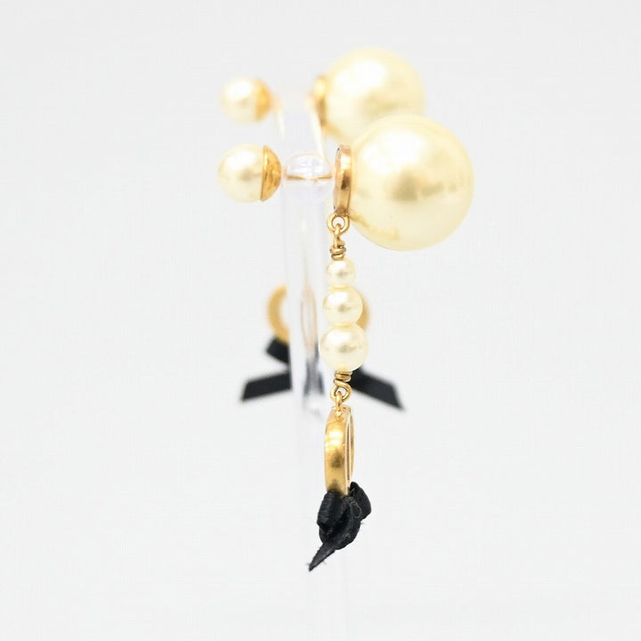 Dior earrings CD logo pearl