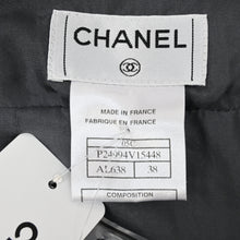 Load image into Gallery viewer, CHANEL Chanel Skirt P42468V
