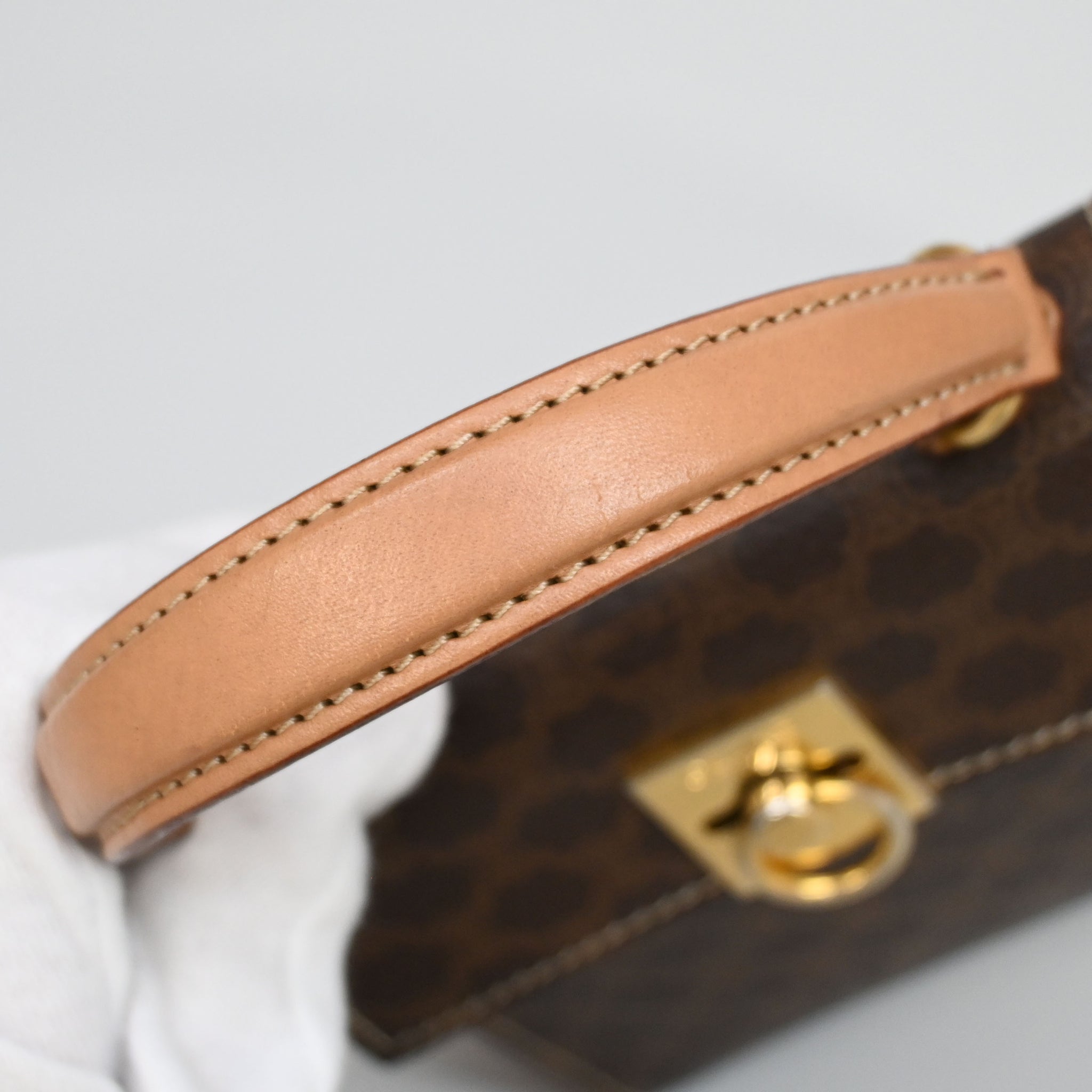 CELINE マカダム柄ガンチーニ金具ハンドバッグ CELINE セリーヌ ガンチーニ金具 マカダム柄 ミニショルダー