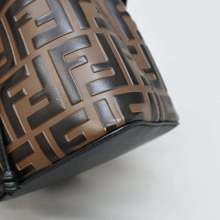Fendi Fendi Fendi Montero Lezor迷​​你Zu​​kka模式手提包8BS010 P43629V
