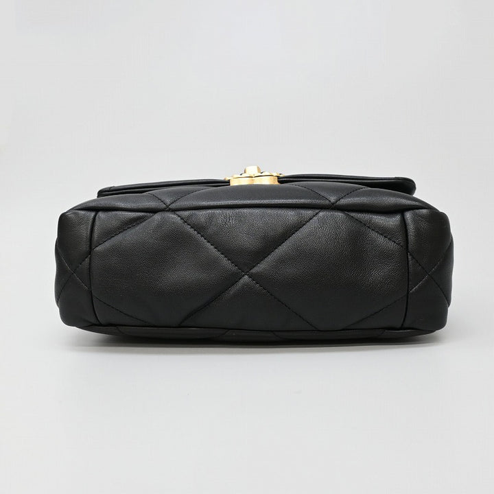 chanel shoulder bag ladies