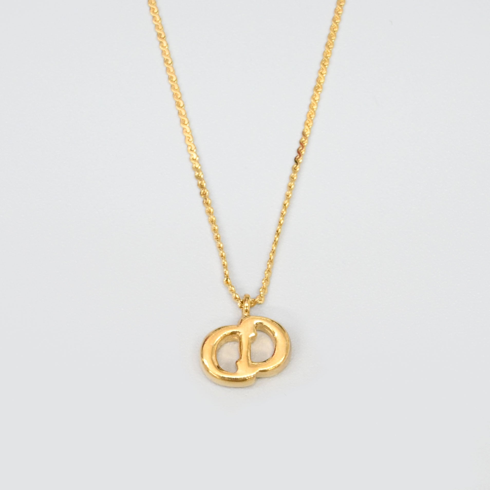 Christian Dior クリスチャン ディオール CDロゴ ストーン Christian Dior クリスチャン・ディオール ネックレス CDロゴ