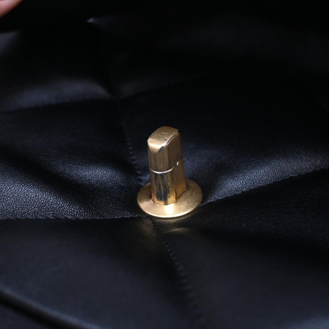 CHANEL19 chain shoulder bag P476825V