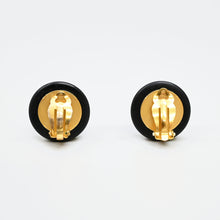 Load image into Gallery viewer, CHANEL Chanel Logo Earring P43689V
