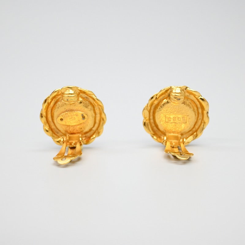 chanel earrings ladies