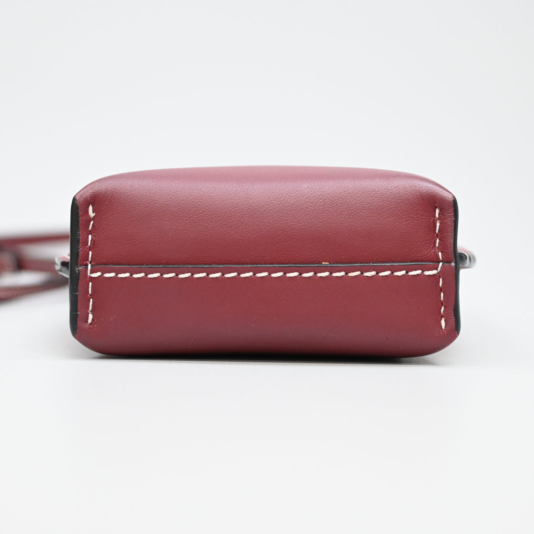 Loewe Loebe Gate Pocket肩带P43625V