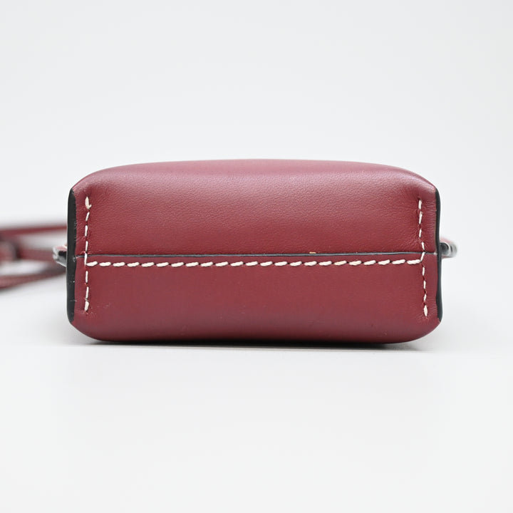 Loewe Loebe Gate Pocket肩带P43625V