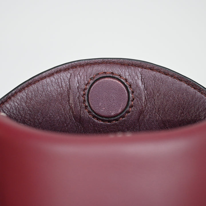 Loewe Loebe Gate Pocket肩带P43625V