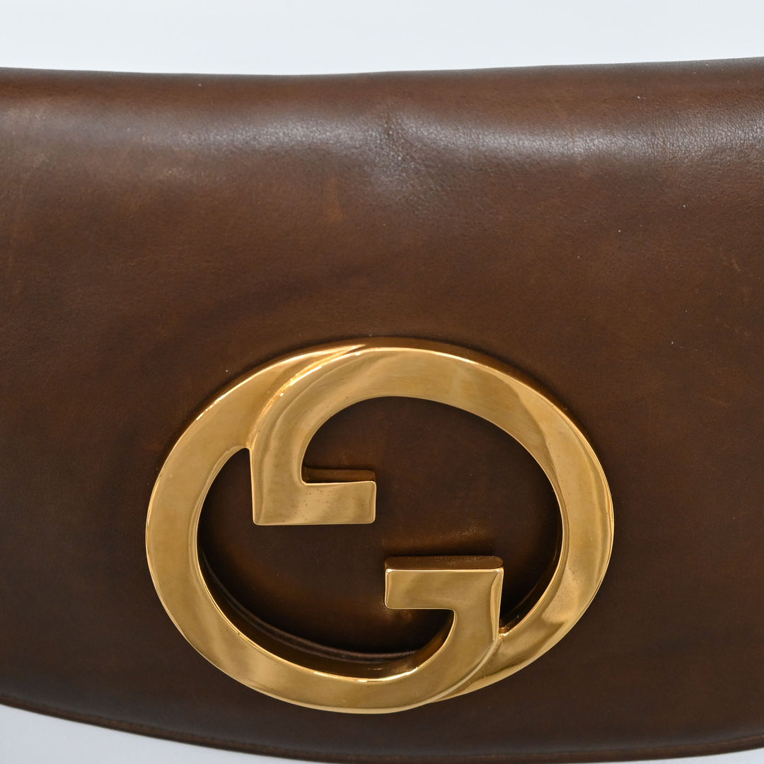 GUCCI Gucci Double G Clutch Bag P7818V