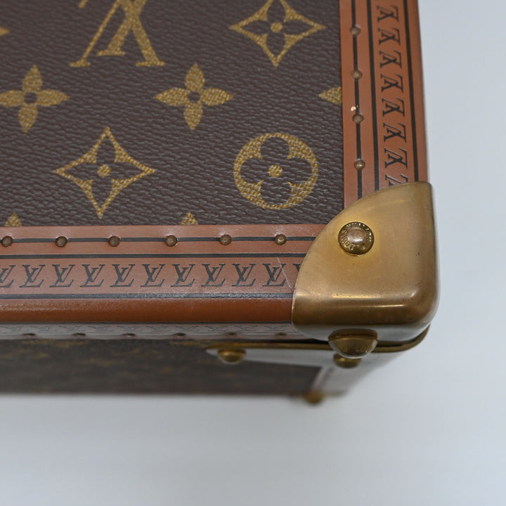 LOUIS VUITTON Arzel 55 Trunk Case M21229 P43464V