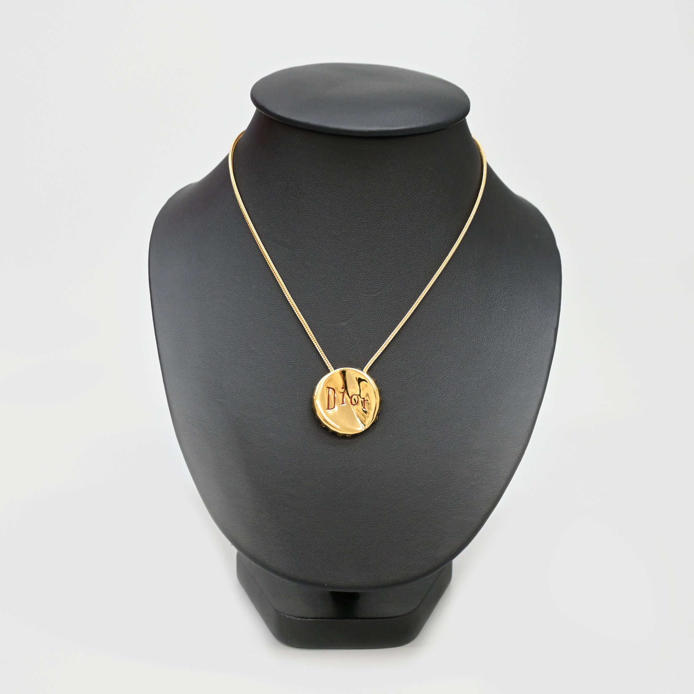 Christian Dior – VINTAGE SELECT SHOP MAISON DE VII