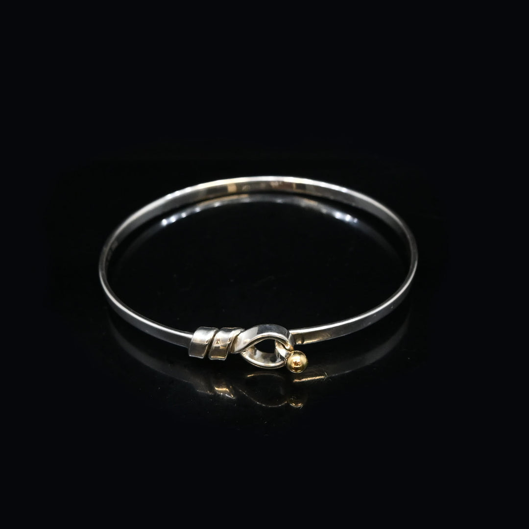 Tiffany & Co. 후크와 아이 뱅글 P43692v