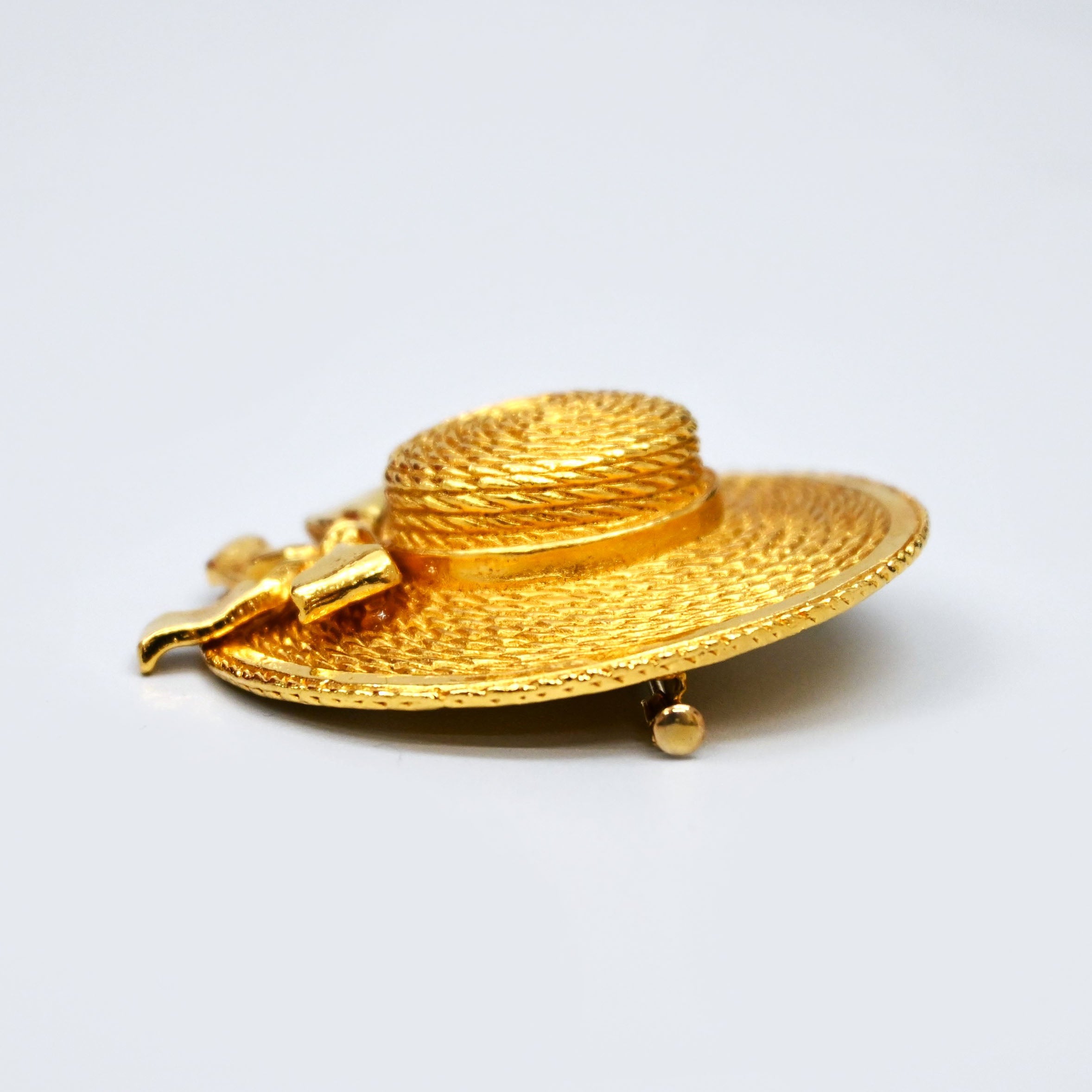 CHANEL シャネル アクセサリー ブローチ 麦わら帽子 レディース 人気 楽天市場】シャネル CHANEL ブローチ 麦わら帽子モチーフ ゴールド