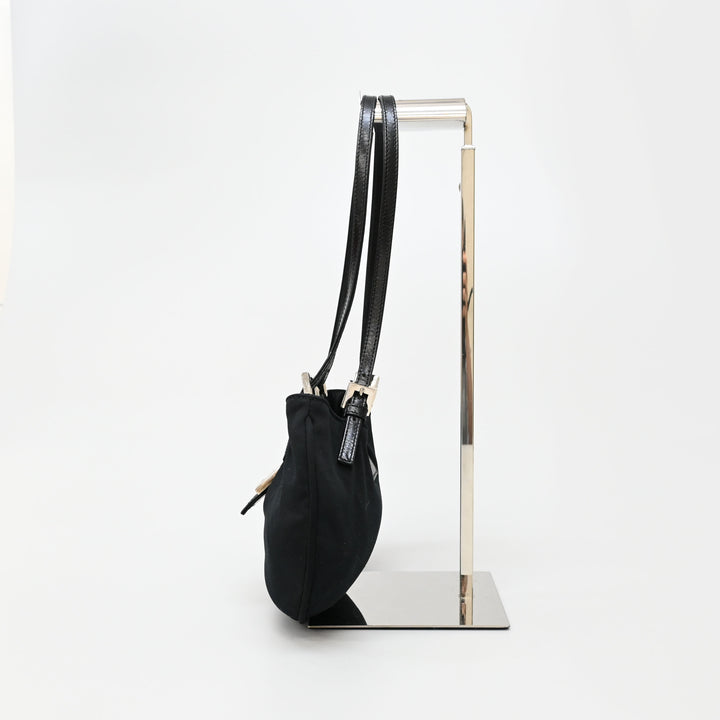 Croissant shoulder bag P47876V