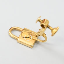 이미지를 갤러리 뷰어에 로드 , Christiandior Christian Dior Nonako Lock Loos Earring P43905V
