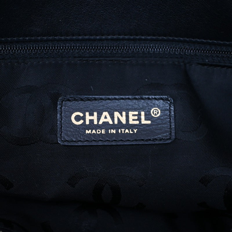 chanel tote bag ladies